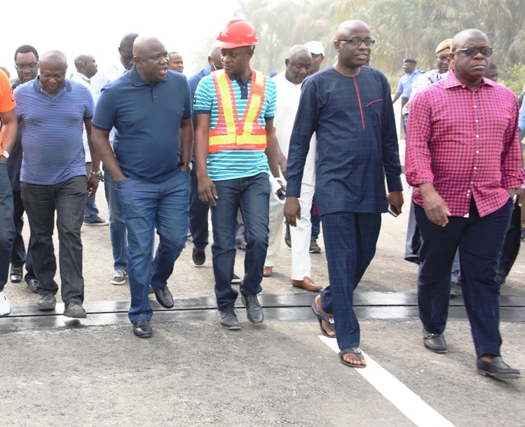 Photo of GOV. AMBODE COMMISSIONS IMEKE-AJIDO LINK BRIDGE IN BADAGRY