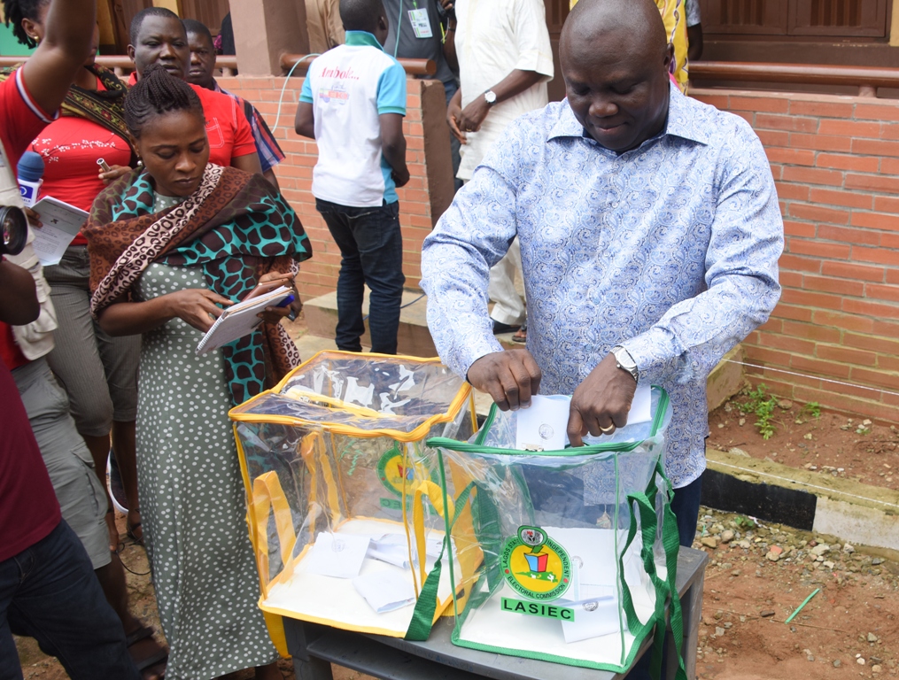 Photo of LG POLLS: AMBODE VOTES IN EPE, SAYS NIGERIA MUST DEEPEN DEMOCRATIC VALUES