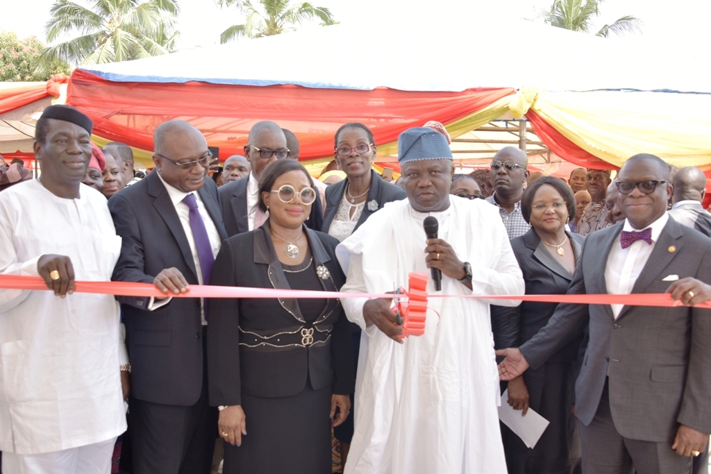Photo of GOV. AMBODE COMMISSIONS STATE HIGH/MAGISTRATE COURT, INAUGURATES OIL PRODUCING AREAS COMMUNITY RELATIONS COMMITTEE IN BADAGRY