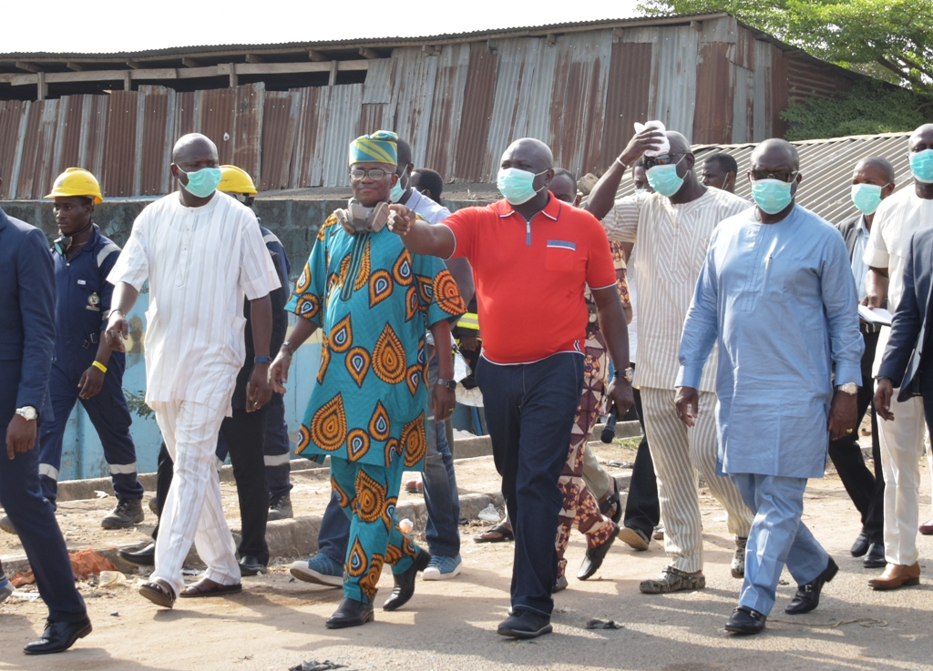 Photo of LOCATION OF OLUSOSUN DUMP SITE UNHEALTHY, AMBODE INSISTS