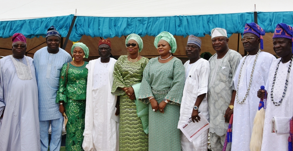 Photo of SALLAH: PRAY FOR PEACEFUL ELECTIONS IN 2019, AMBODE URGES NIGERIANS 
