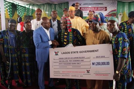 Photo of AMBODE GIVES N500M GRANT TO 275 COMMUNITY ASSOCIATIONS TO COMPLETE PROJECTS