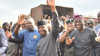 Photo of VP OSINBAJO, GOV AMBODE AT LAUNCH OF TRADERMONI SCHEME IN KETU, BARIGA AND OSHODI MARKETS IN LAGOS ON MONDAY, NOVEMBER 5, 2018