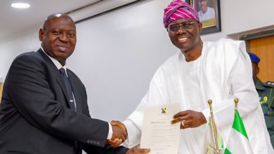 Photo of GOV. SANWO-OLU SWEARS-IN ACTING CHIEF JUDGE OF LAGOS STATE, JUSTICE ALOGBA AT LAGOS HOUSE, ALAUSA, IKEJA ON THURSDAY, JUNE 13, 2019